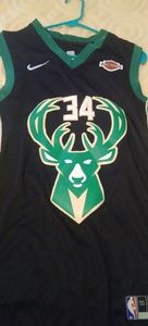 Giannis Antetokounmpo Jersey